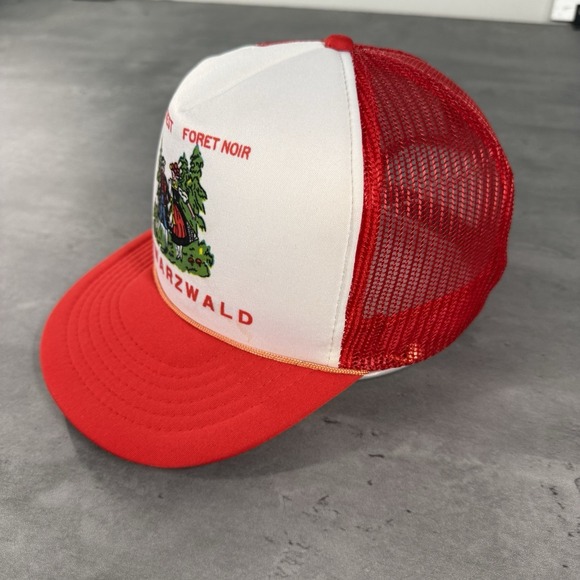 Vintage 70s 80s Schwarzwald Black Forest Germany SnapBack Hat Red White Nylon - Picture 3 of 7